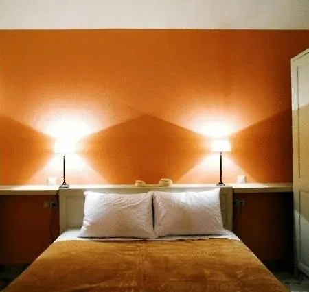 La Casa Rossa Guest house *