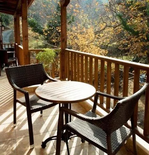 La Casa Rossa Konukevi