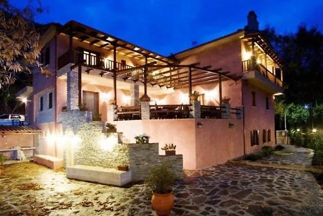 La Casa Rossa Konukevi