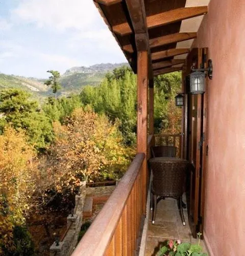 La Casa Rossa Konukevi Prínos