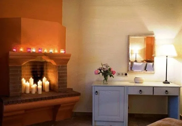 La Casa Rossa Konukevi Prínos